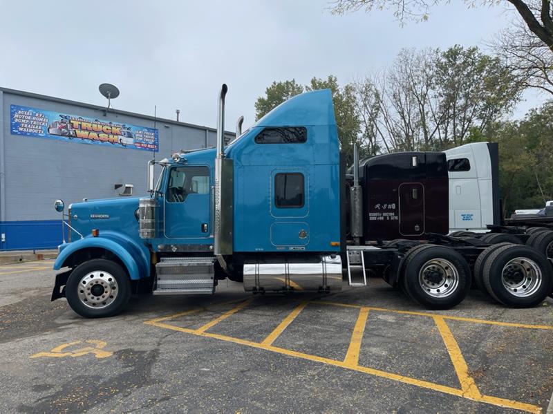 Ultimate Spray N Wash Elgin, IL